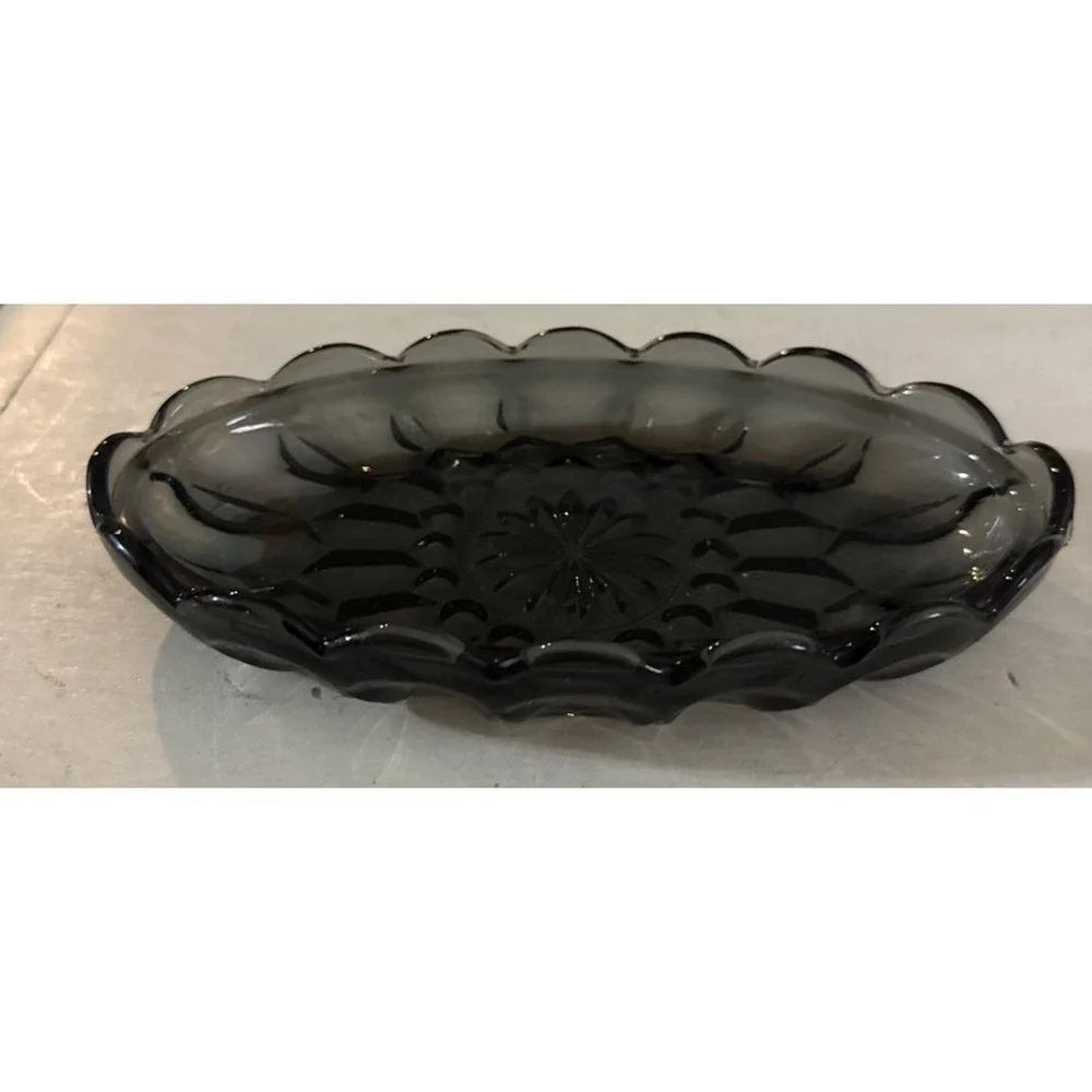 Indiana Glass Exclusives Black gray smokey Thumbprint Butter Dish EUC
